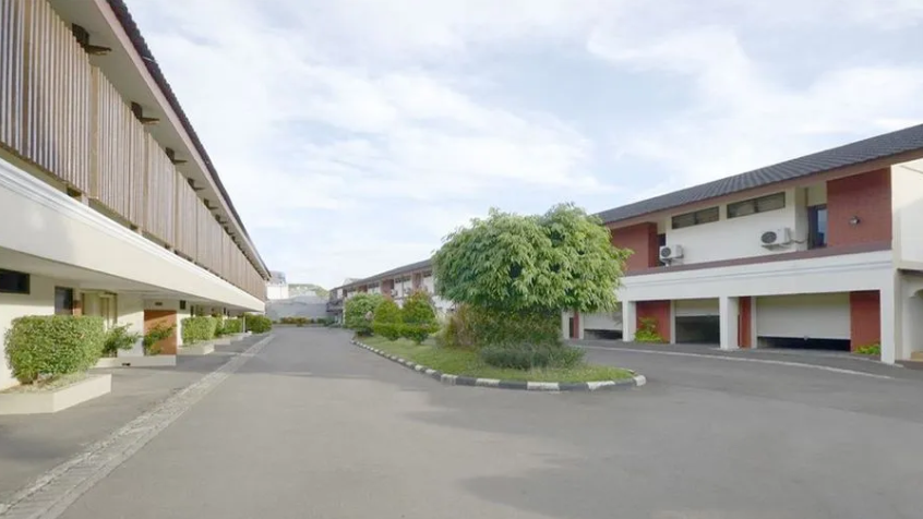 C’One Cempaka Putih - Commercial Compound